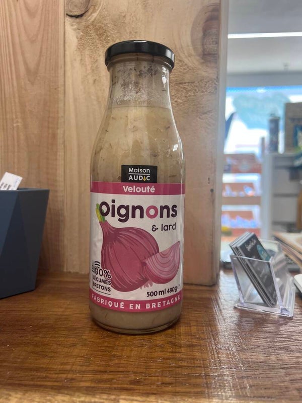 Velouté oignons et lard