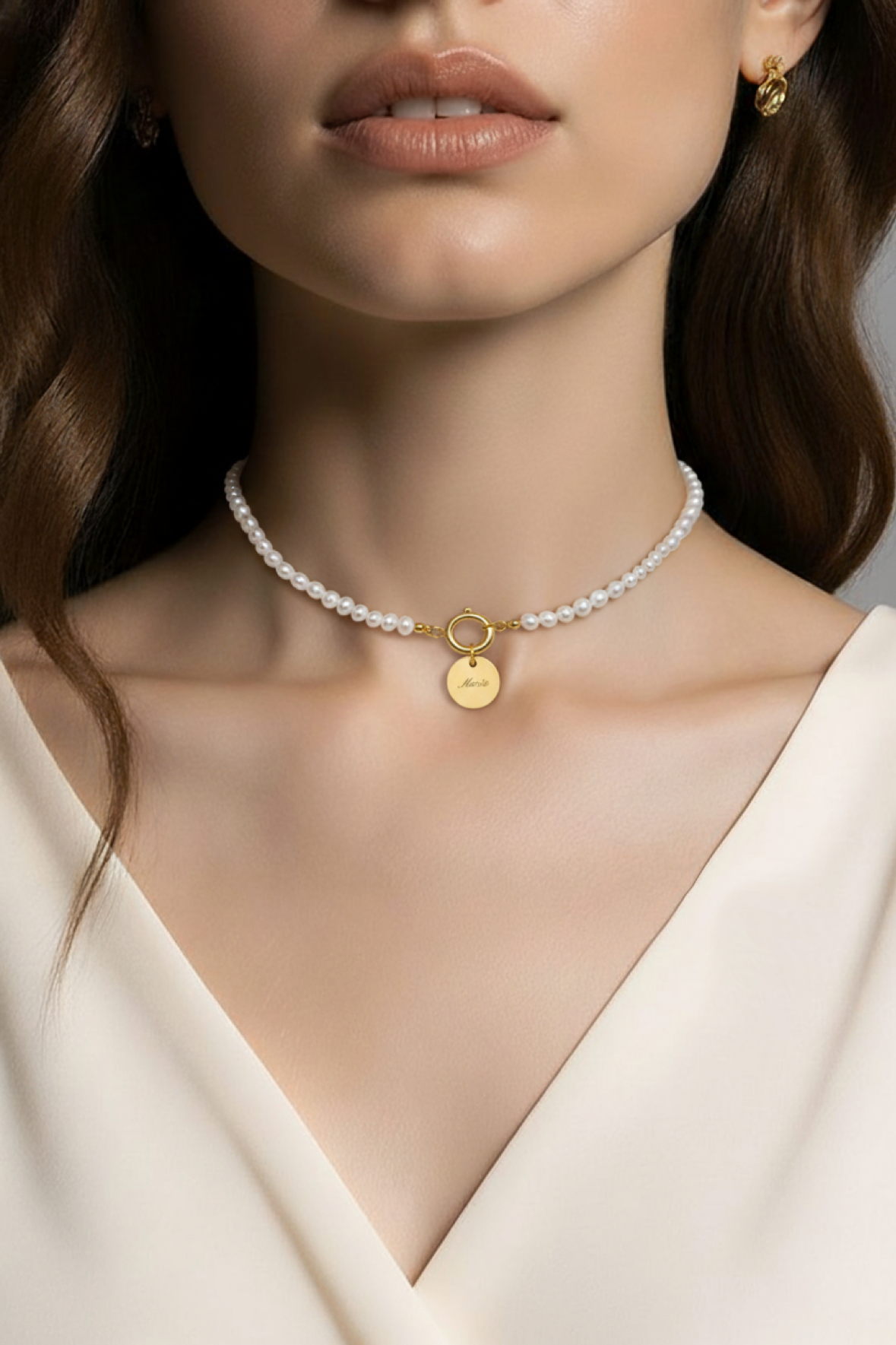 Perlenkette - Choker - mit Gravur-Charm - Gold/Silber - Initialen Charm - Verschluss nach Wunsch - austauschbare Charms