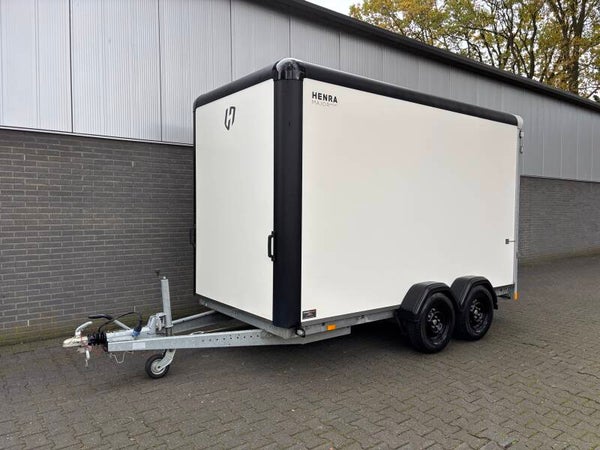 Henra Xpert 2700 KG gesloten 365x184x220 cm Bj. 2022