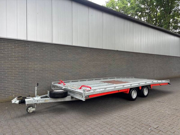 Brian James T autotransporter