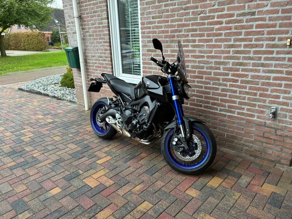 Yamaha MT-09 ABS Bj 2015 KM 29250 Nieuwe Achterband!