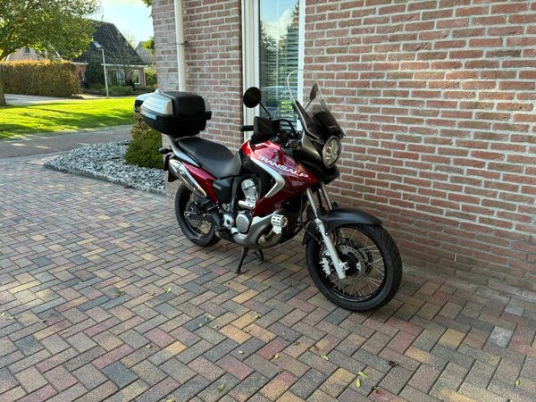 Honda Transalp XL700V ABS Bj 2010 KM 17773