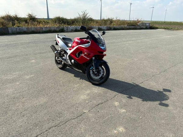 Yamaha YZF600 Thundercat bj 1997 KM 44069