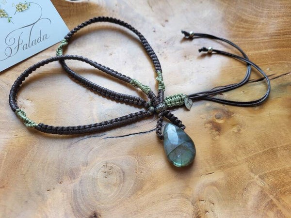 Falada's ~ labradoriet Amulet