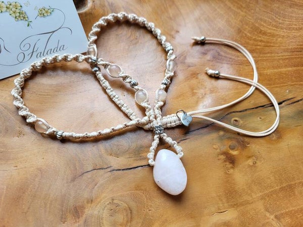 Petaliet Amulet