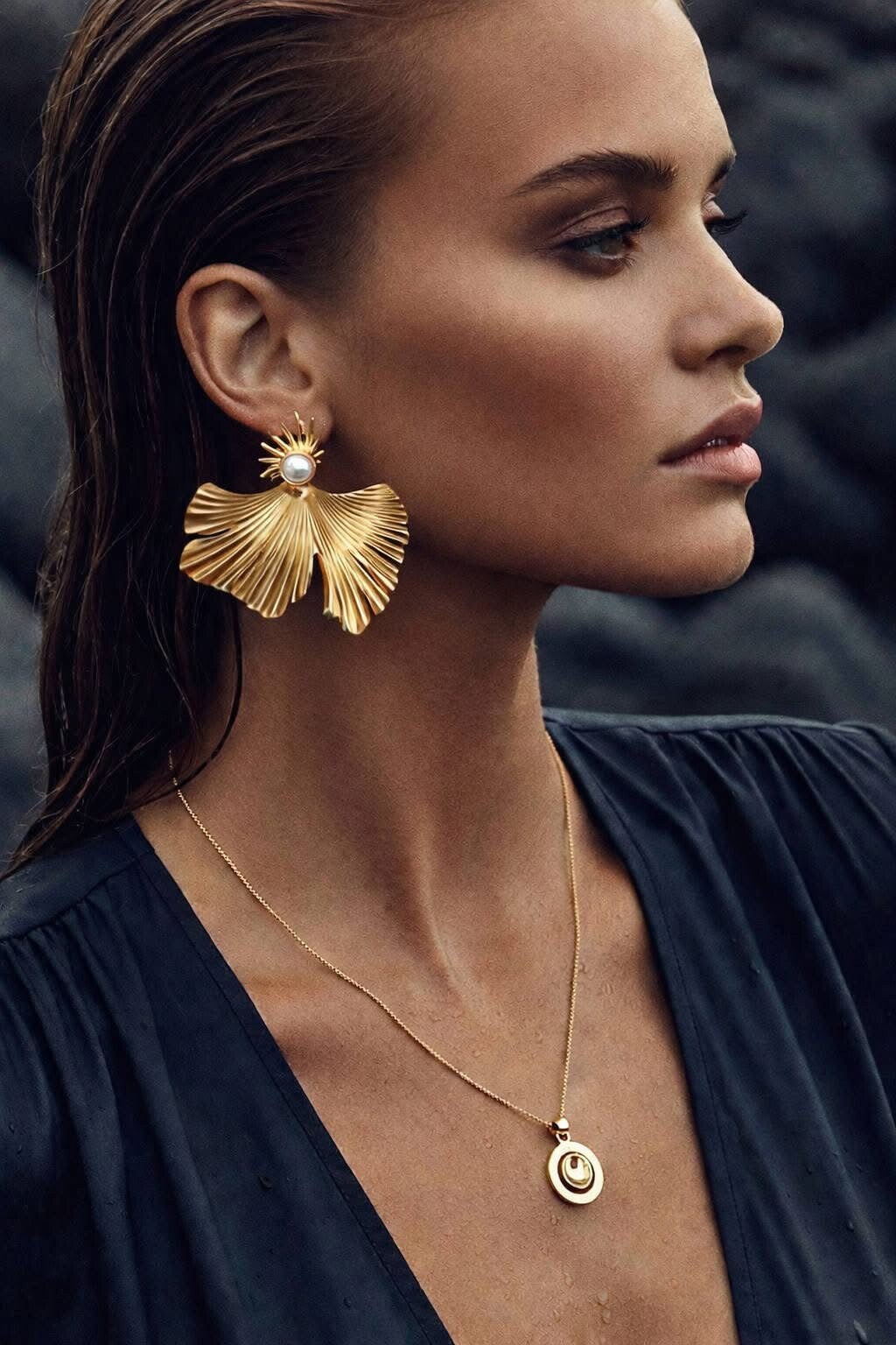 Les boucles d’oreilles Golden Shell - acier doré