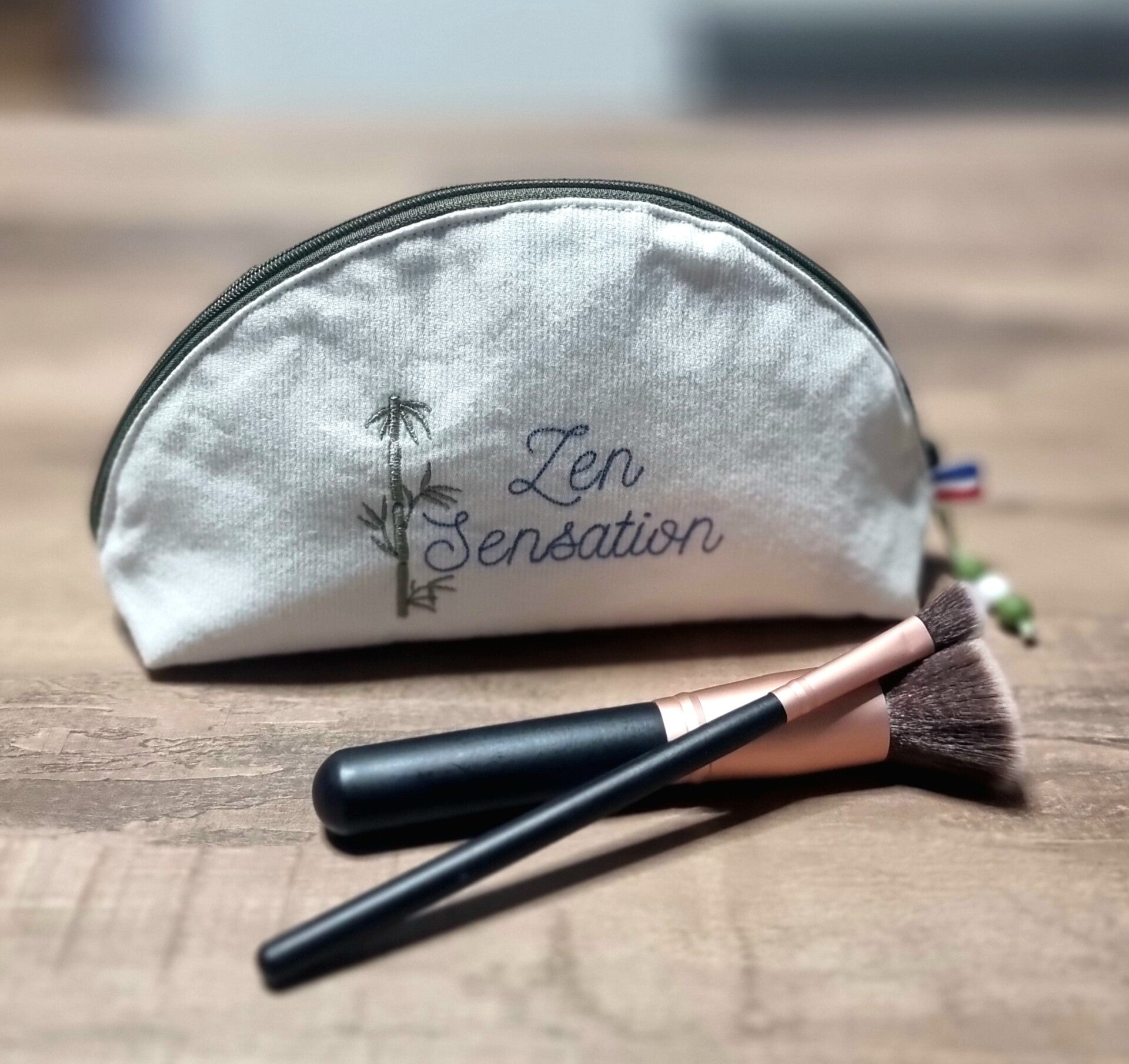 Pochette demi lune rangement maquillage fait main