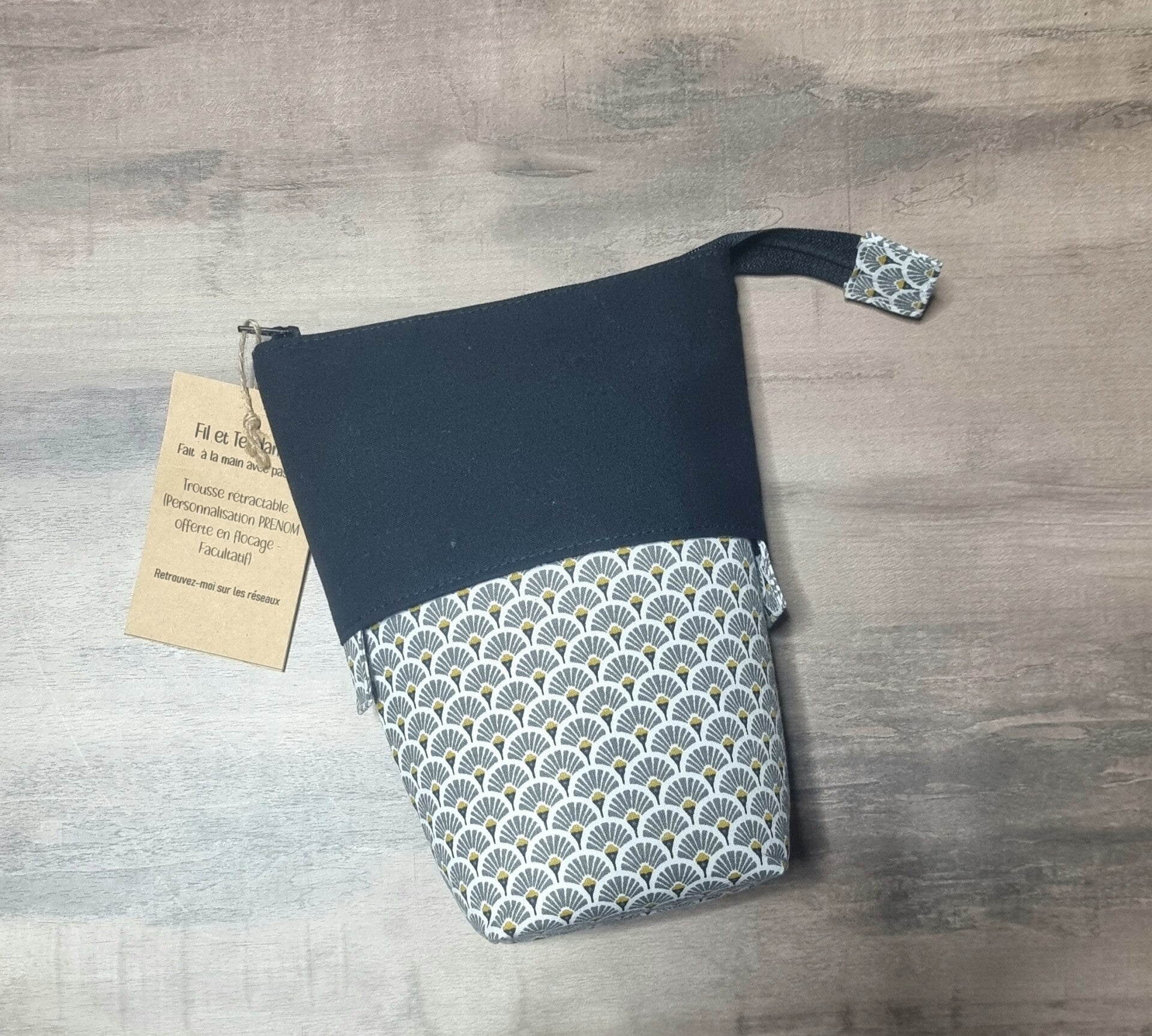 Trousse rétractable crayons, maquillages fait main