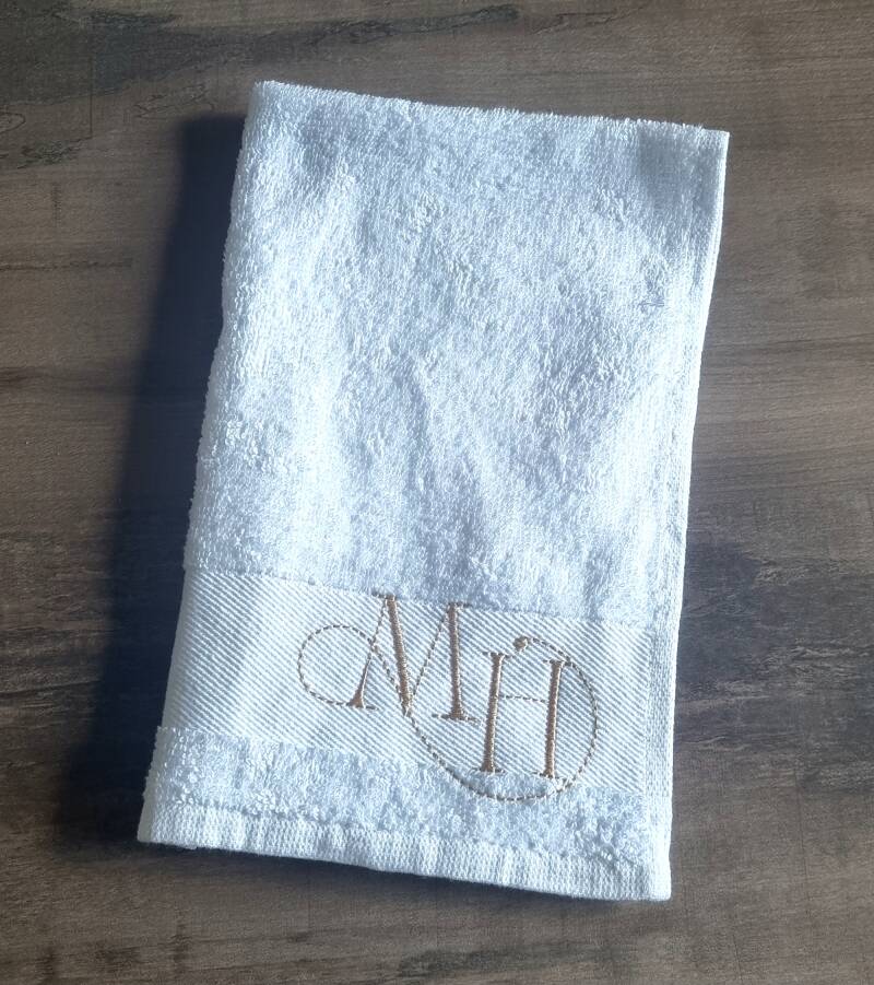 Serviette Brodée