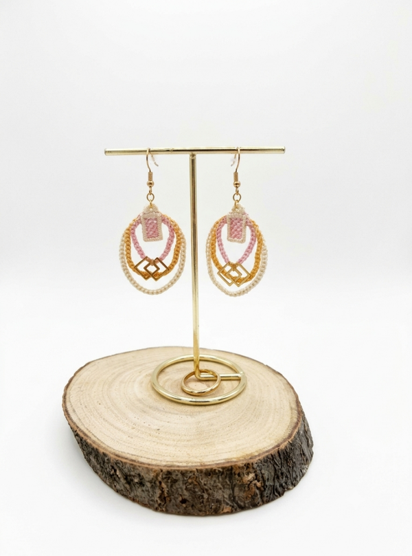 Boucles d'oreilles brodées anneaux de cordes fait main