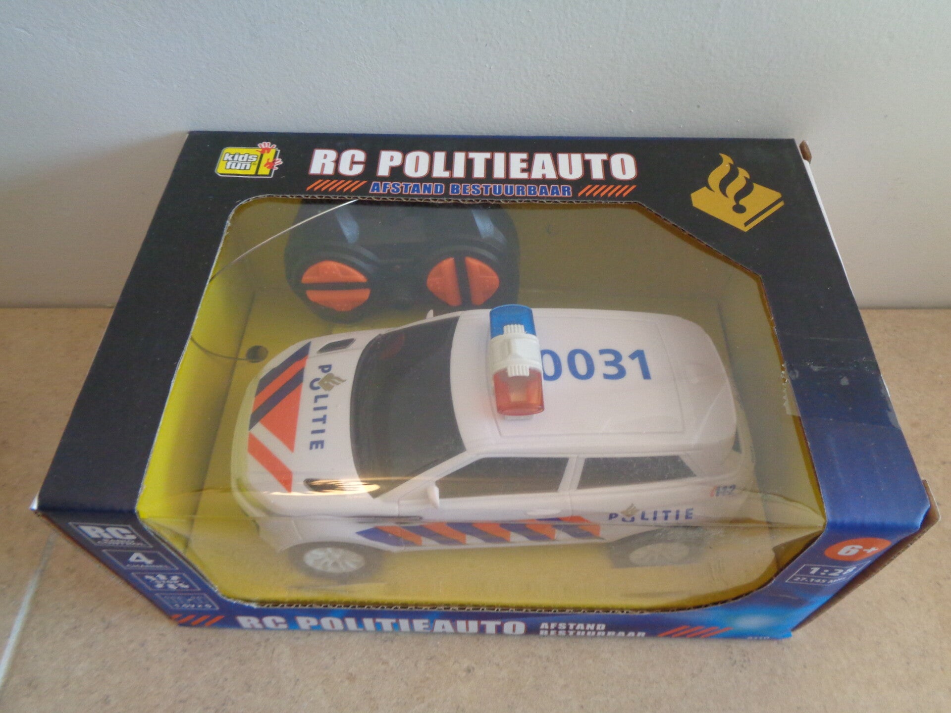 Toi-Toys Bestuurbare Politieauto Met Afstand Bediening - 16 cm