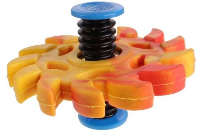 Tom Springing Flip Spinner Junior 7 Cm Geel/oranje gekarteld