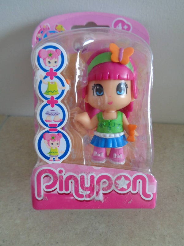 Pinypon speelfiguur serie 7 met rood haar