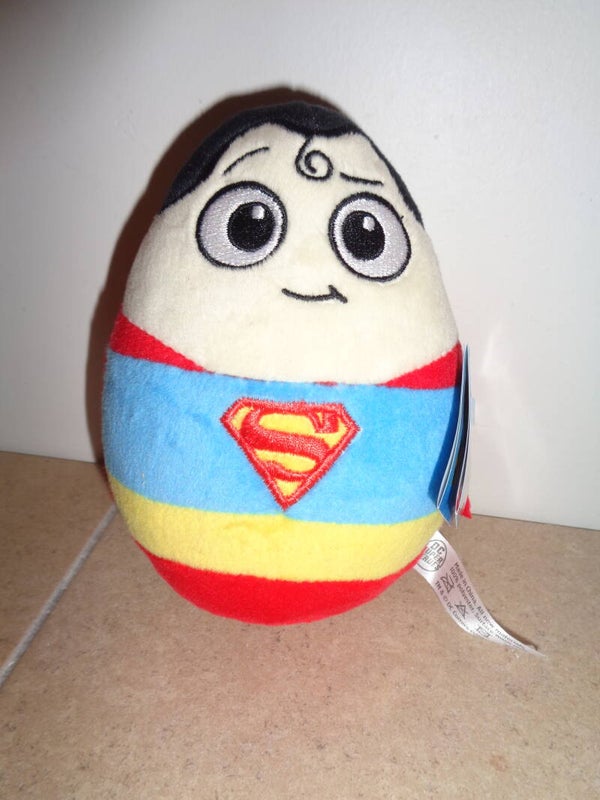 Super Heroes pluche ei Superman 14cm 