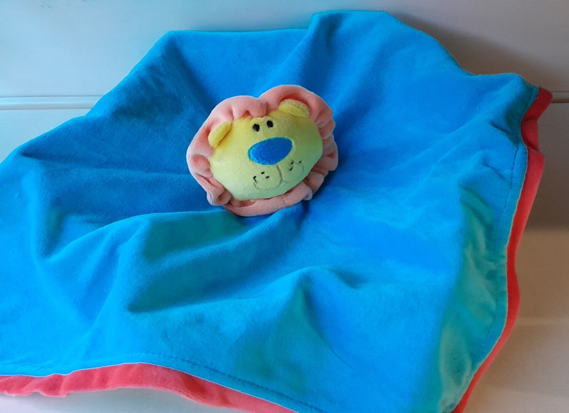 Mino & Ideas Kuffeldoekje Leeuw