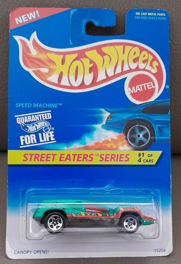 Hot Wheels Street Eaters Series 1/4 Type Canopy Opens!