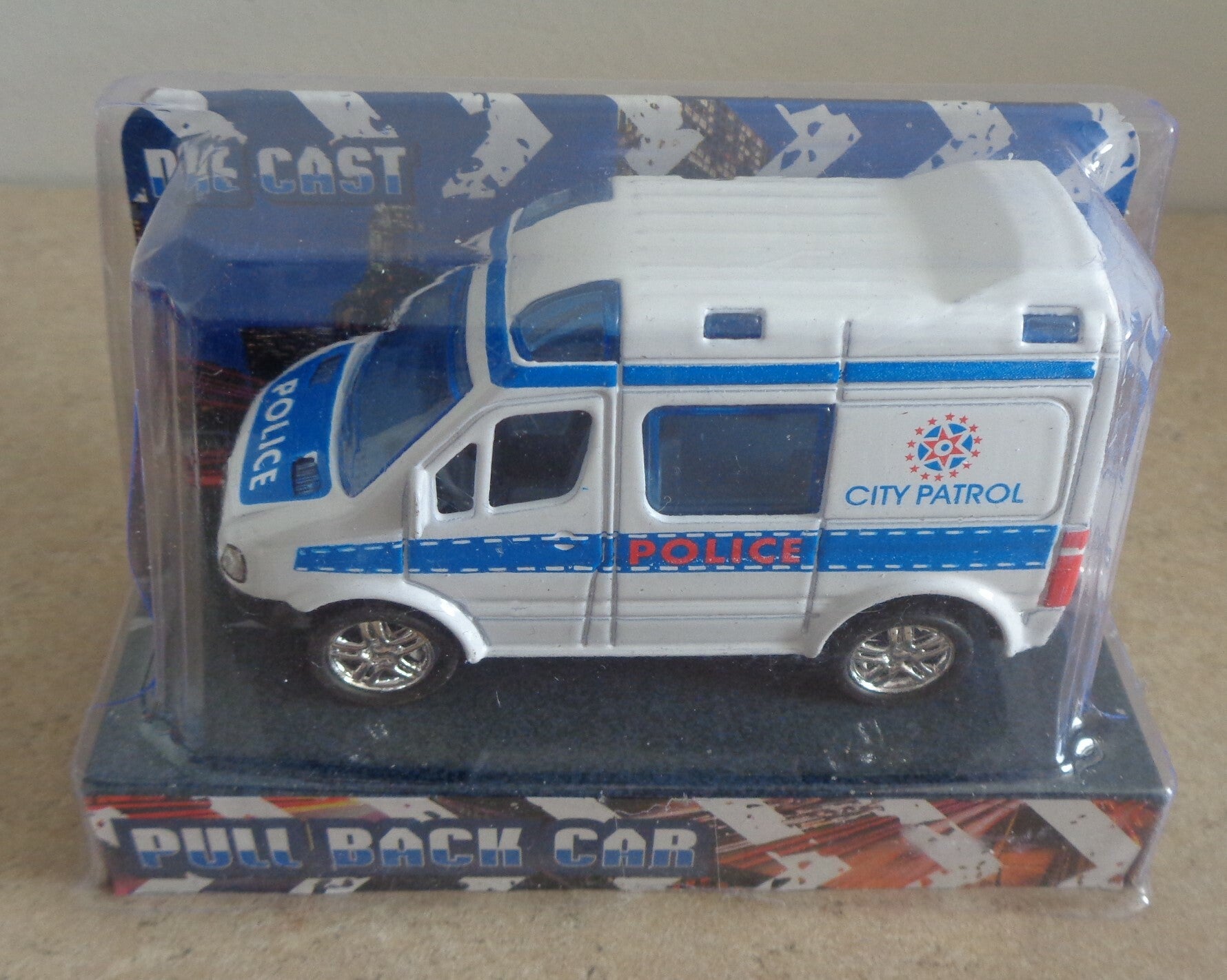 Die Cast hulpdienst politie - 8,50 cm