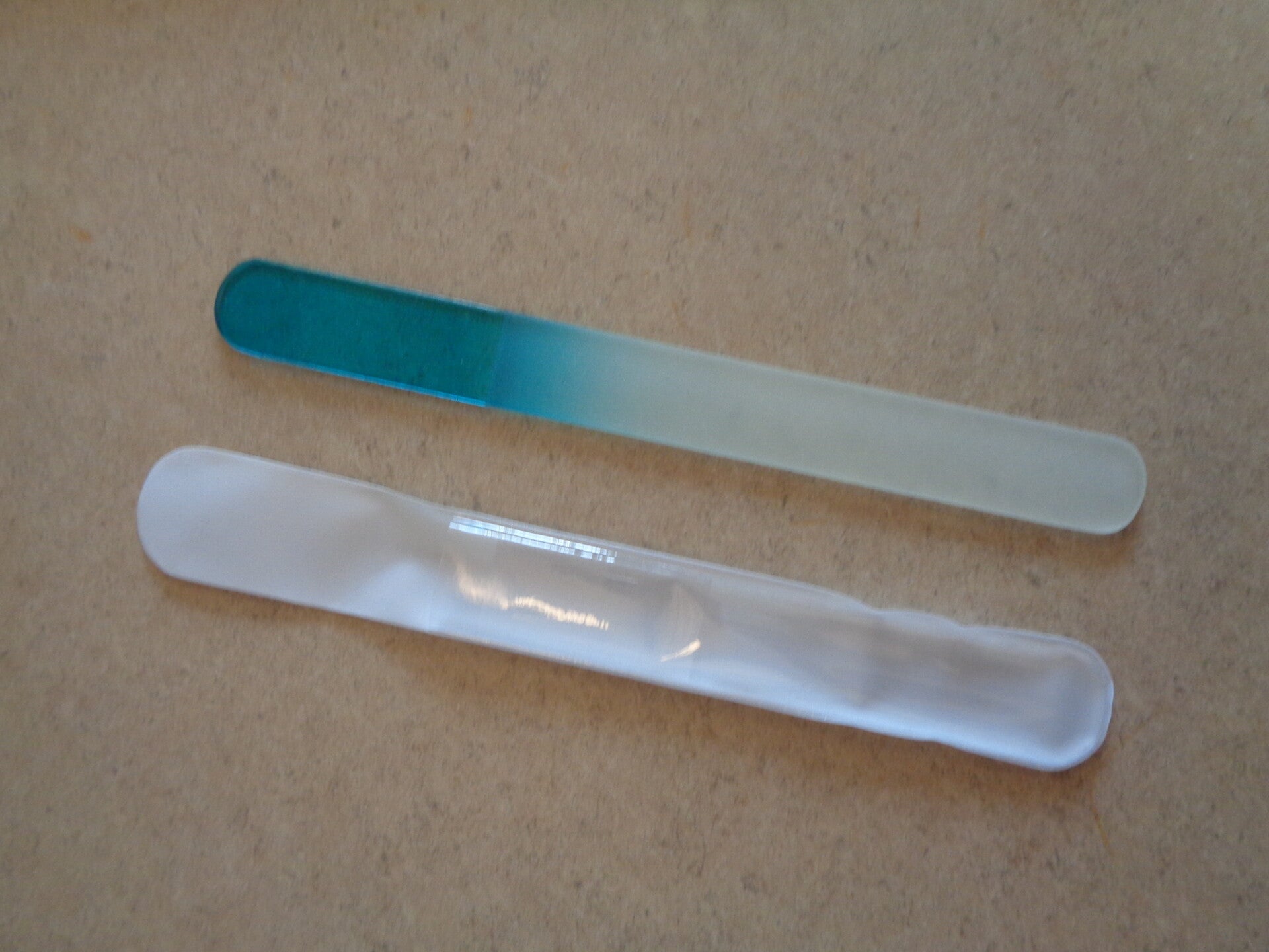 Elina Glazen Nagelvijl Blauw 19,50 Cm