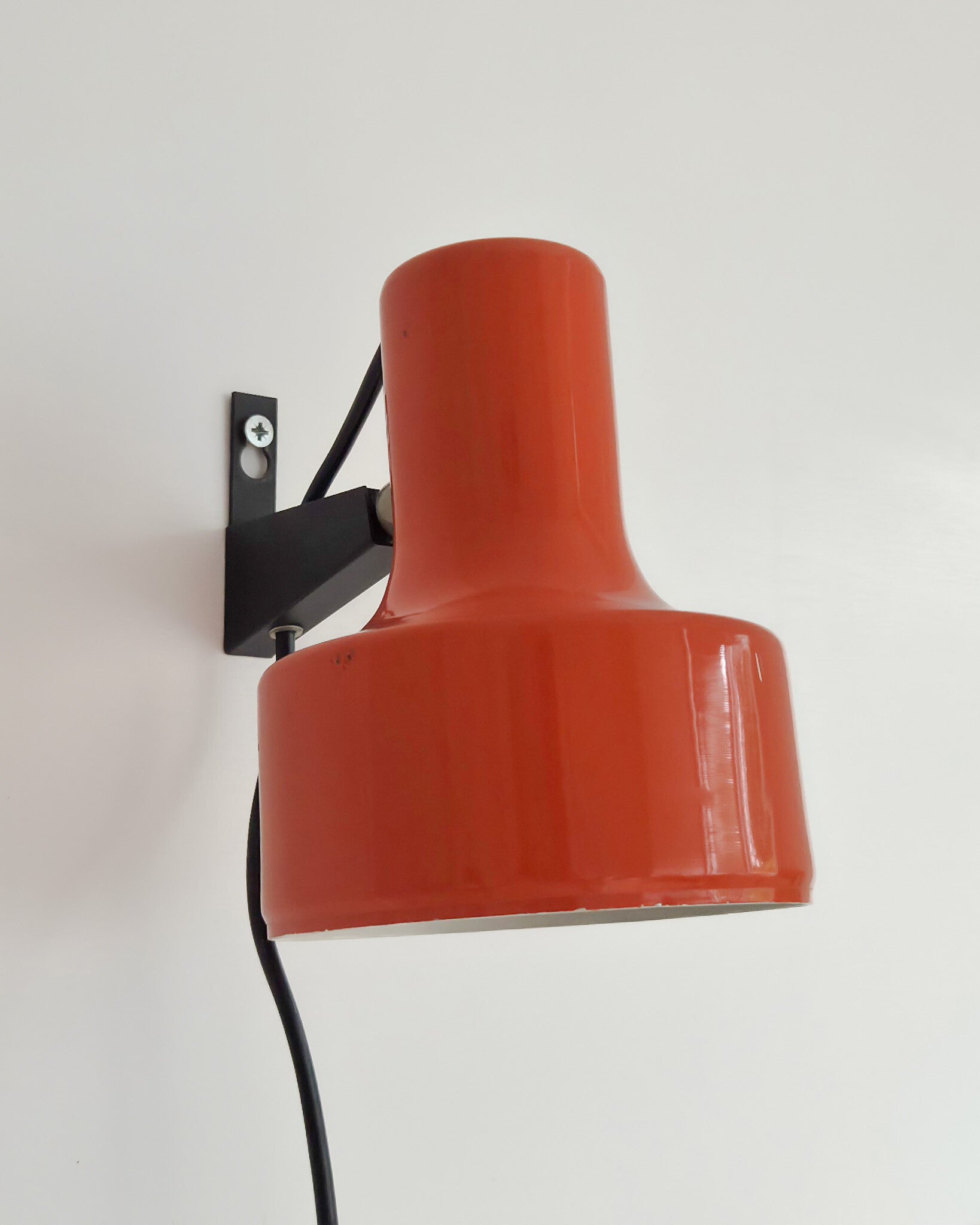 Vintage Anvia Almelo wandlamp oranje