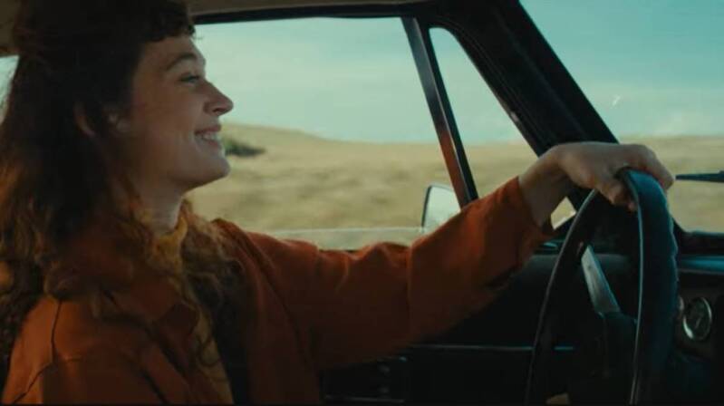 Image extraite du clip de "November". Le dernier single de Mélys.