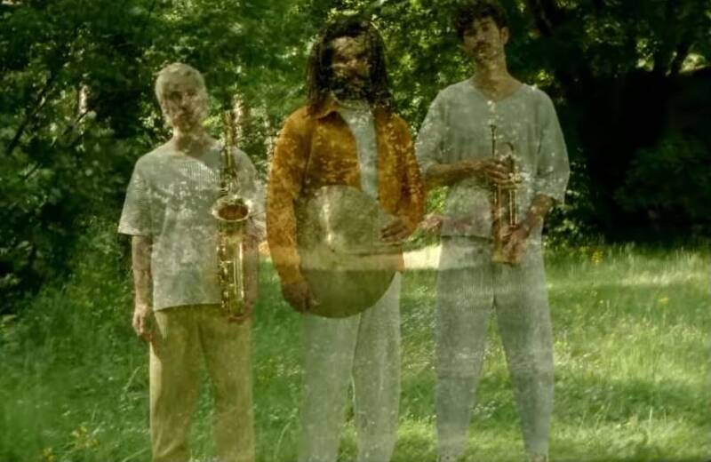 Image extraite du clip de "Portraits". Single éponyme du premier album studio du trio jazz Bada-Bada.