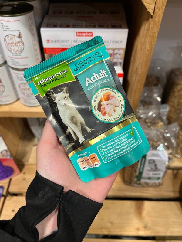 Natures menu - chicken, salmon & tuna adult