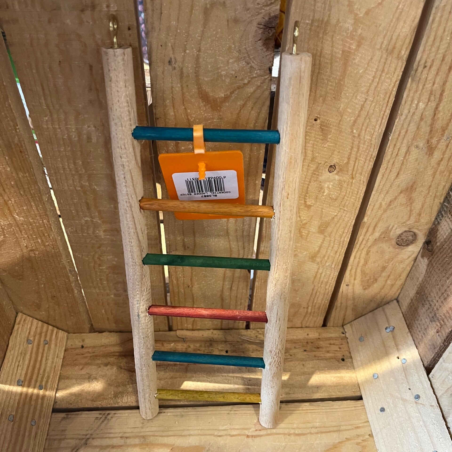 Gekleurde houten ladder