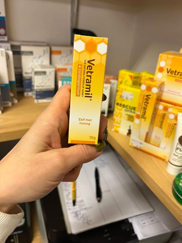 Vetramil (honingzalf)