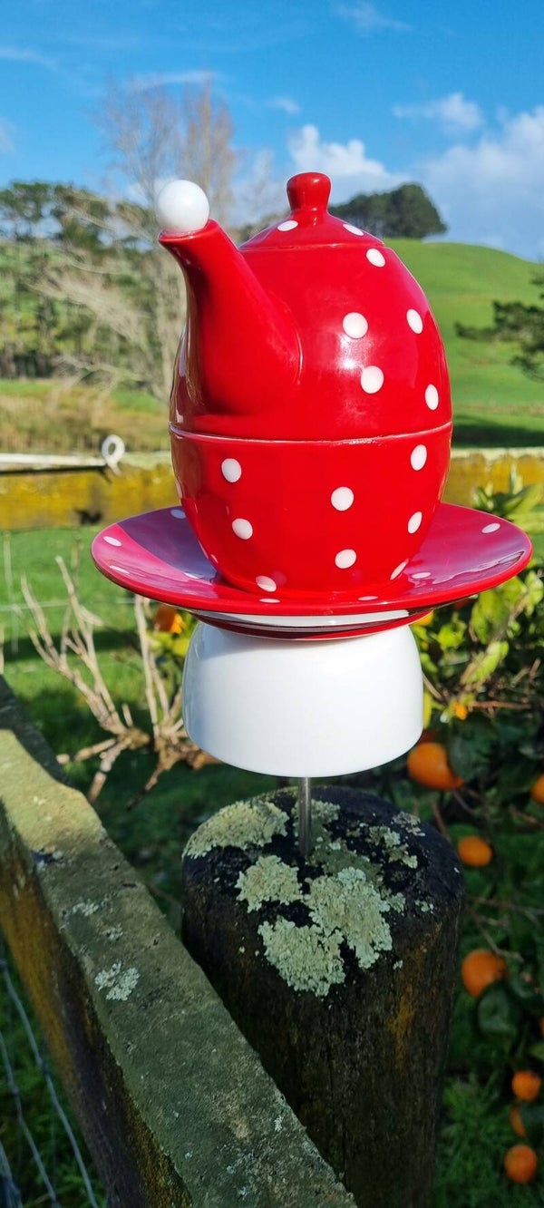 Teapot Garden Art