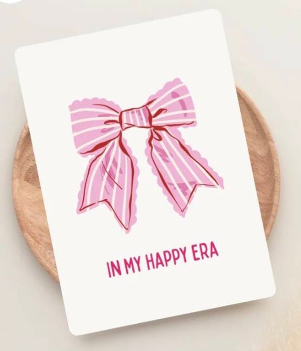 Postkarte „In My Happy Era“ – Design von Lilly Braun