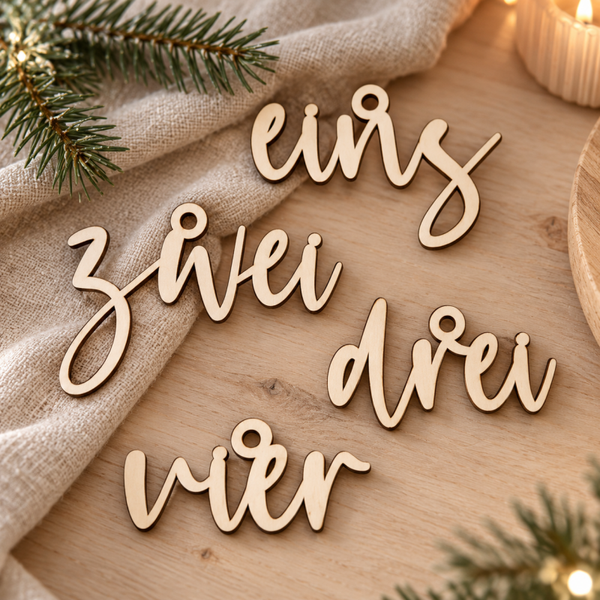 Holz-Schriftzüge „eins, zwei, drei, vier“
