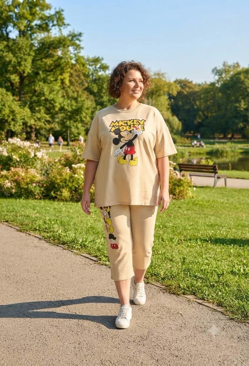 Ensemble Mickey Top Size