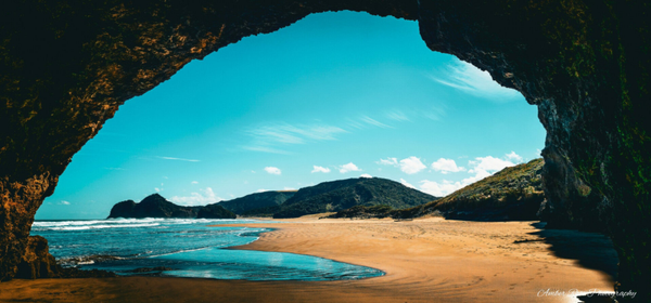 Bethells Beach Cave, West Coast, New Zealand