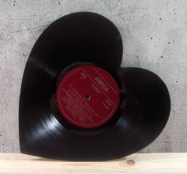Vinyl Heart Shaped - Herzform - Deko ( Amiga Weinrot Label )