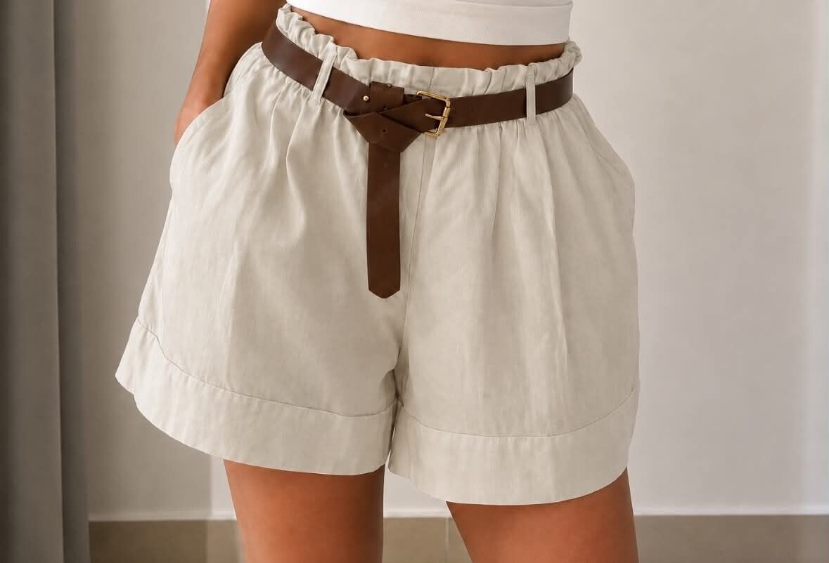 Short Beige avec ceinture