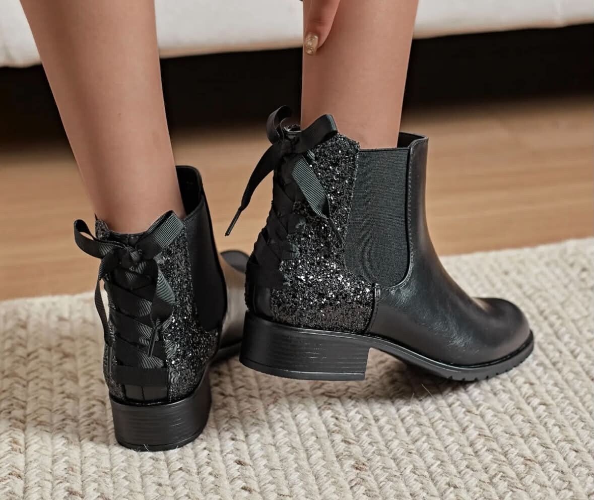 Bottines noires strass