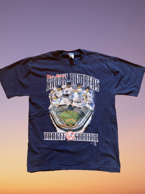 1999 The New Bronx Bombers 'NY Yankees' T-shirt size L.
