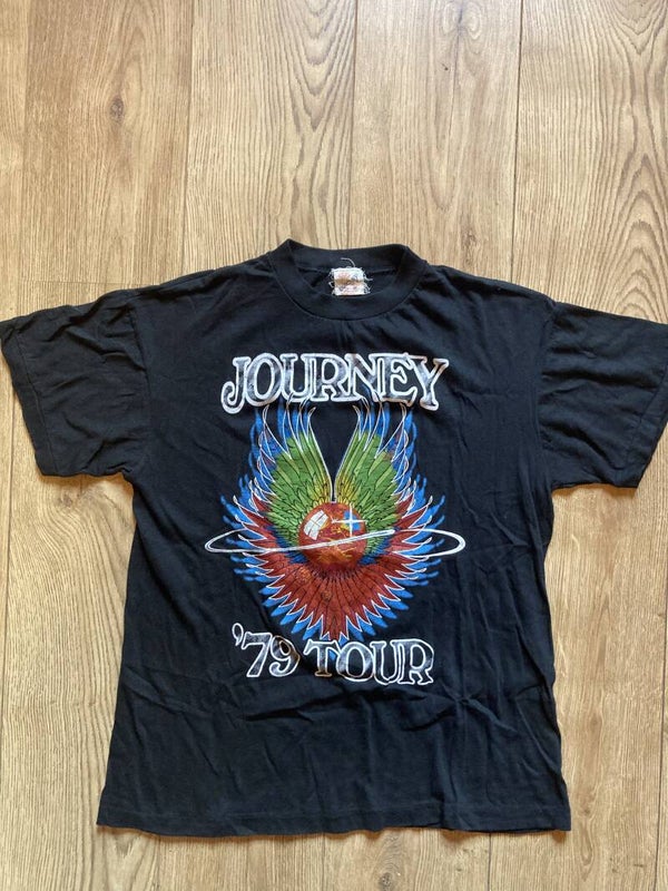 Reprint Journey T-shirt by Fantasy size M.