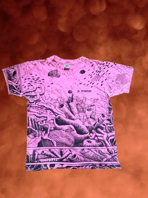 Vintage 90's St. Maarten All Over Print T-Shirt Size L.