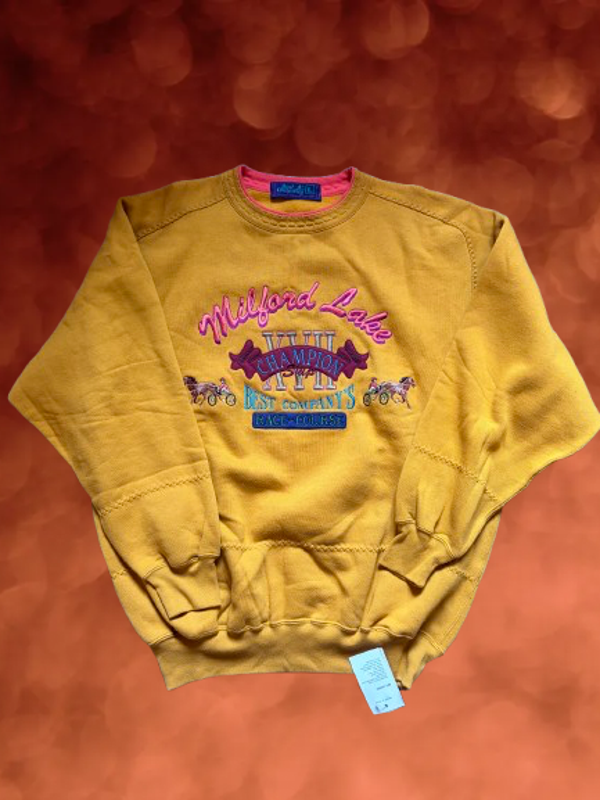 Vintage Best Company 'Milford Lake' (NEW) Sweatshirt Size L.(XL)