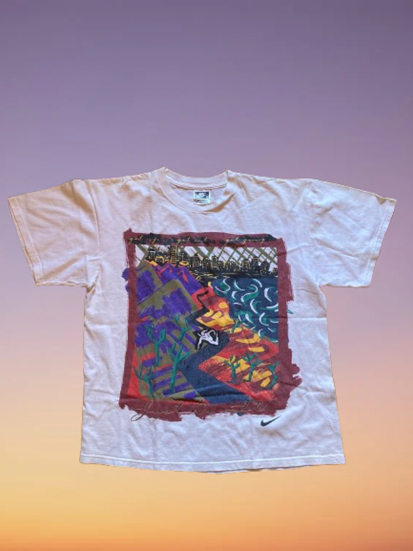 Rare vintage Nike (USA) T-Shirt Size M.(L)