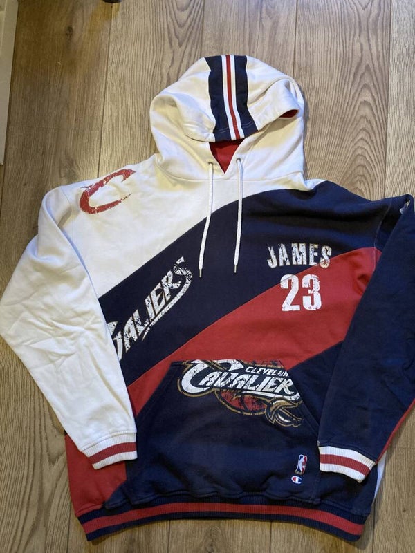 Vintage Champion Hoodie LeBron James ‘Cavalliets’ Size L.