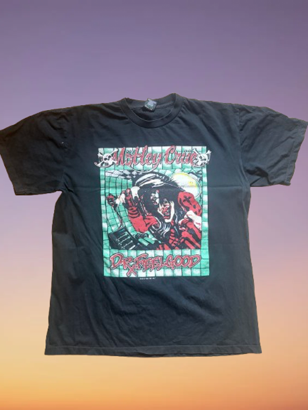 Vintage Motley Crūe Bootleg T-Shirt Size XL.(L)