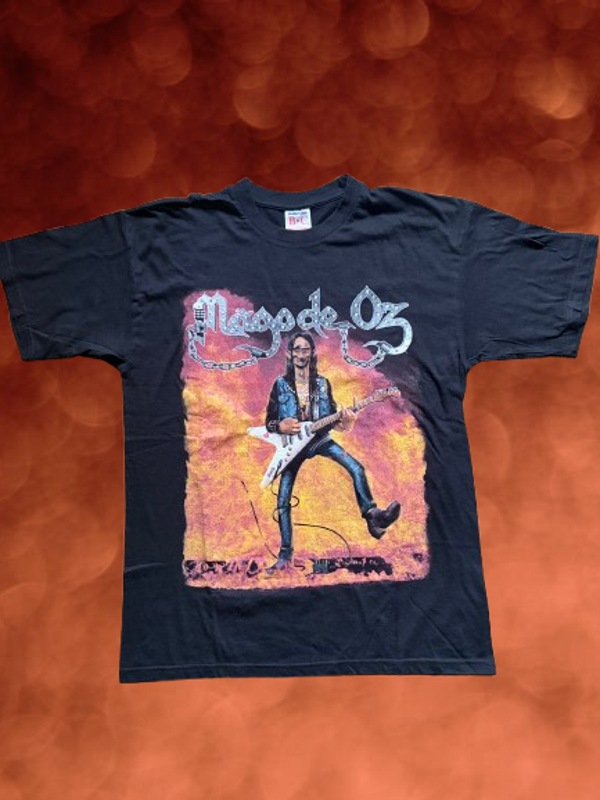 Vintage 00's Mago de Oz 'Gaia II: La Voz Dormida' T-Shirt Size M.(L)