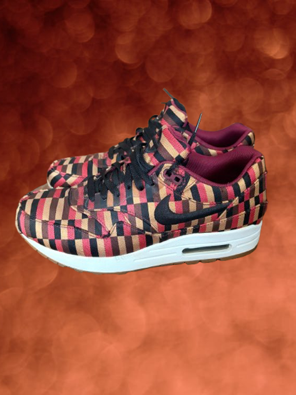 Nike Air Max 1 London Underground Roundel Size UK7,5,EU42.