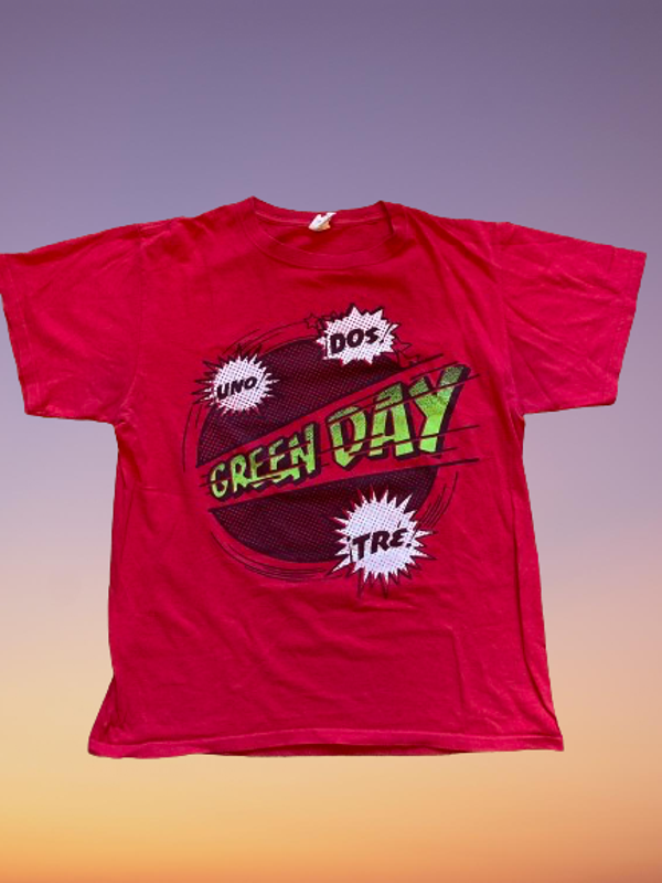 2012 Green day '99 Revolutions Tour' T-Shirt size M.