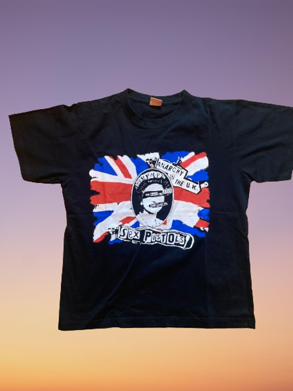 Sex Pistols 'Anarchy in the UK' T-Shirt Size M.