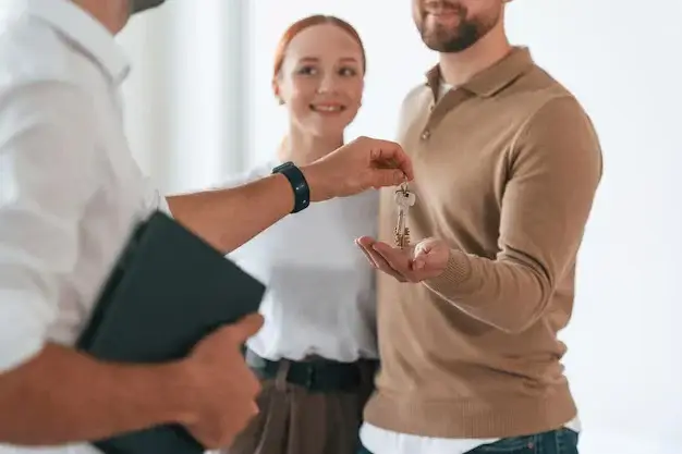 Communication avec les voyageurs et remise des clées