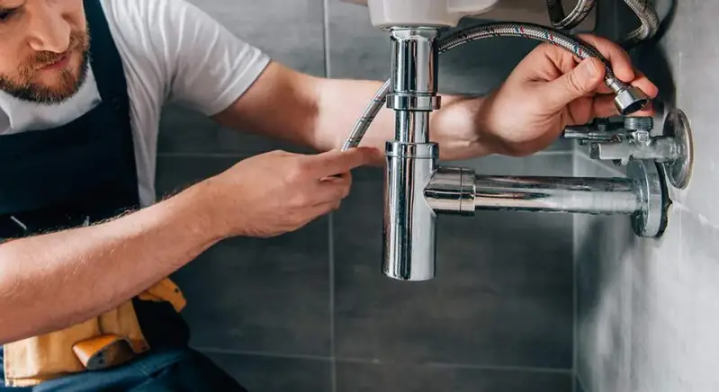 Nous nous occupoons de la maintenance comme la petite plomberie