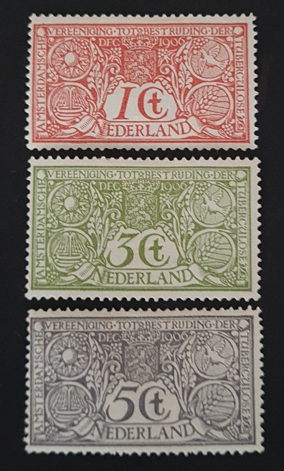 NVPH 84-86 ONGESTEMPELD